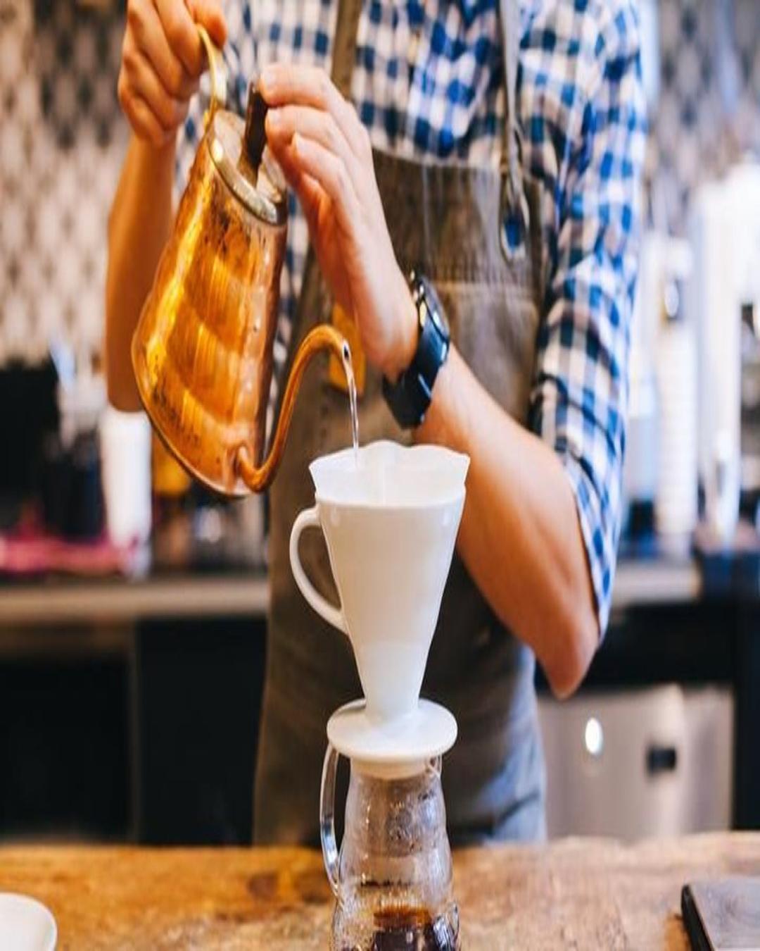 mengenal-apa-itu-kopi-manual-brew-sebuah-seni-menyeduh-kopi-dengan-cara-alami