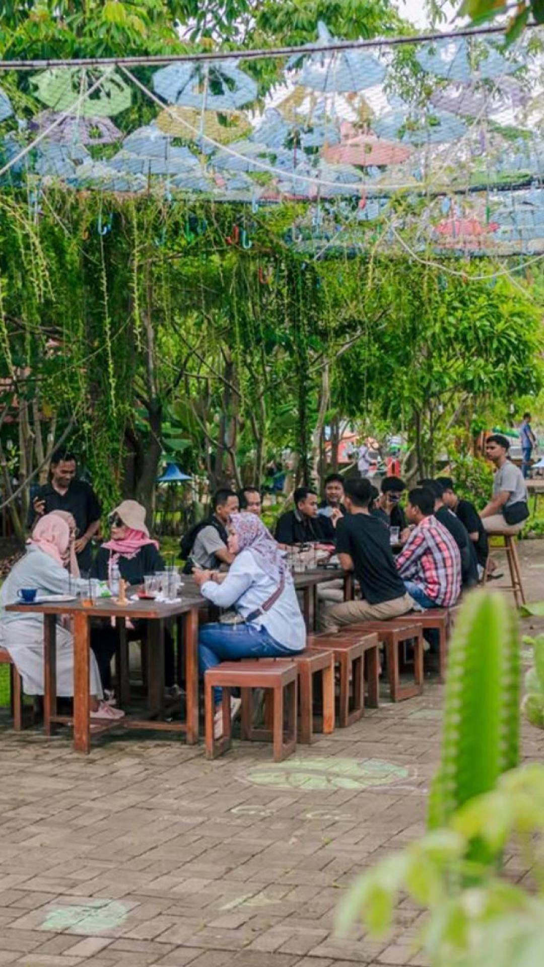 Reuni Sekolah Masa Remaja